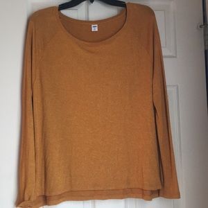 Scoop neck gold luxe shirt